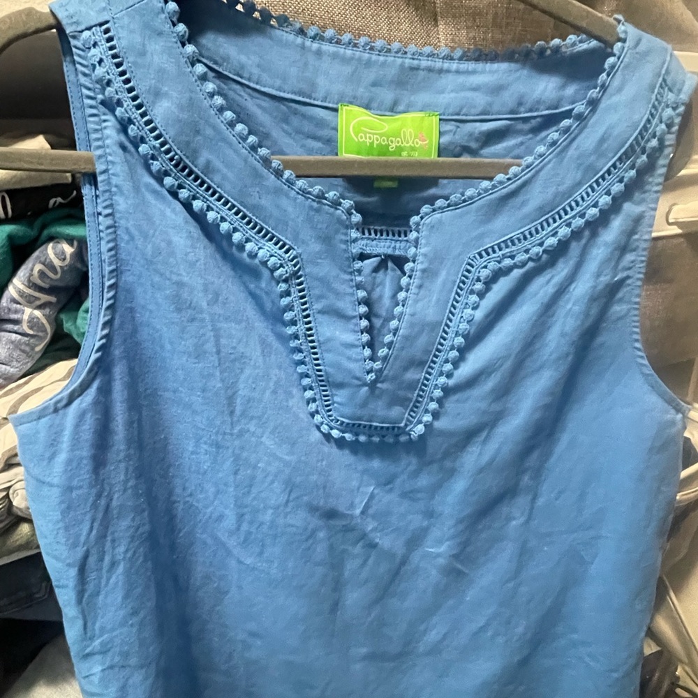 Papagallo blue sleeveless top